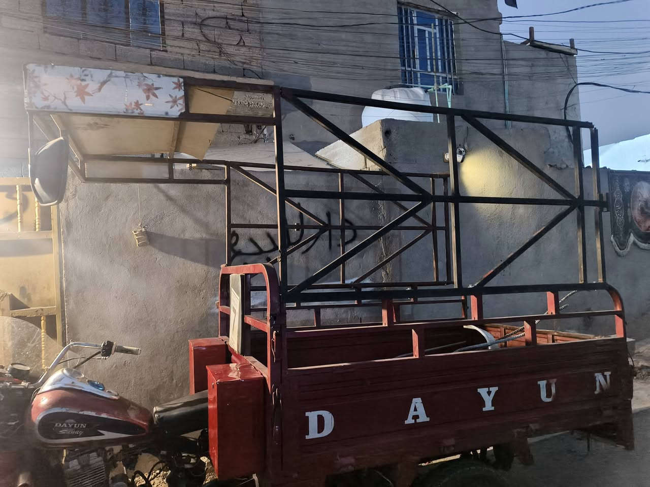 إسلام عليكم شباب محجر دايوان للبيع  50 وبي مجال
بغداد المعامل الباويه ***********
