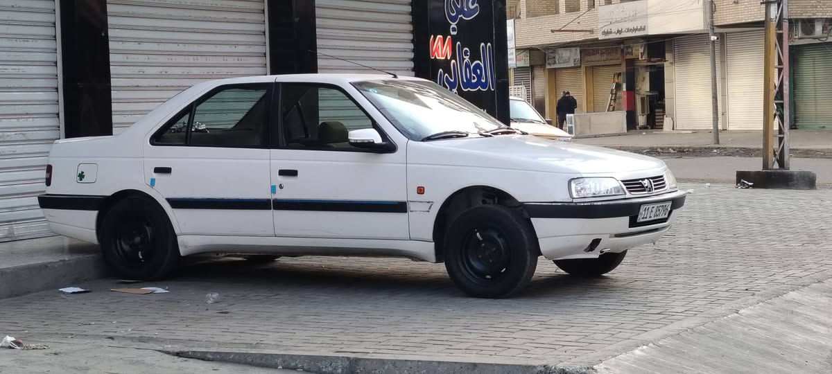 اسلام عليكم
بيجو لميس 2013

الجاملغ الأمامي بي صبغ بل خشم مالته

سياره بلاديه محرك لا تبخير ولا تنقيص

كير محرك تبريد بحاله جيده

السعر ٥٠ وبيها مجال حك الجيه

(***********)
