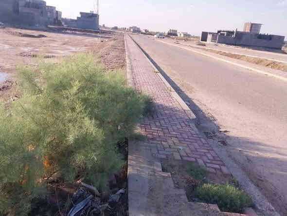 المساحه ١٢٥متر  كامله خدمات
سلمان باك _ حي الشهداء خلف التصنيع 
الشارع تجاري مستقبلا ٢٠ متر 
السعر مناسب جدا ب٣٨ مليون قفل 
***********
***********
@إشارة
