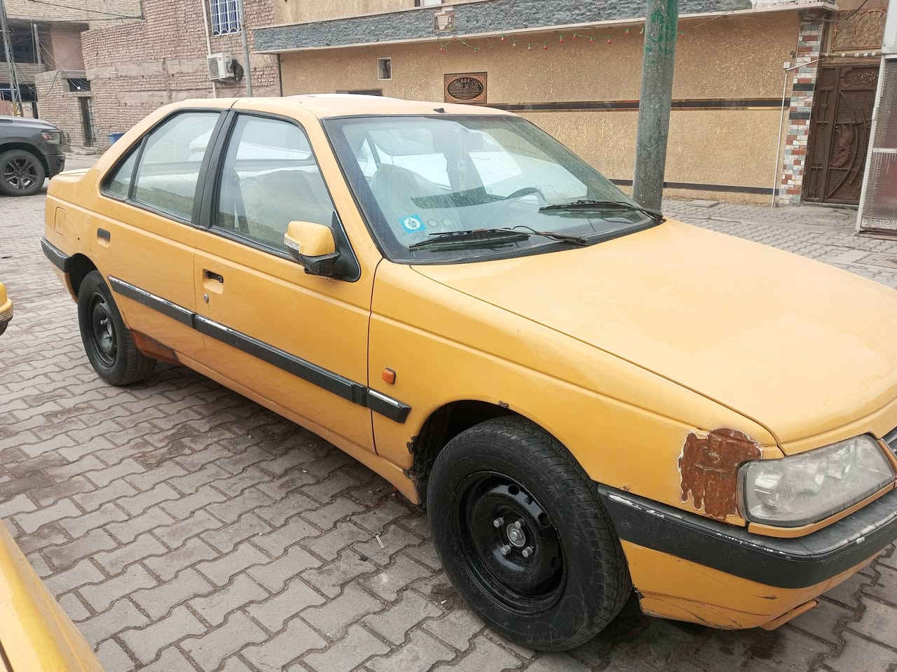 سلام عليكم البيع بيجو الميس موديل 15سيارة حلو تخم تاير صدر خلفي اميامي جديد كير جديد مكينة بيها خيط بخار بغداد مدينة الصدر سيارة 35 وبيها مجال ***********
