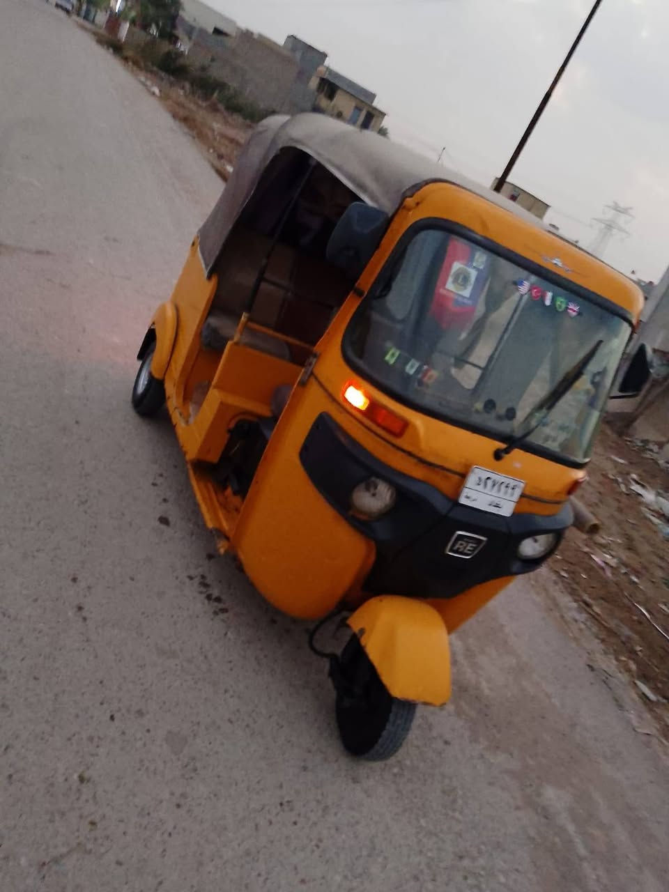 سلام عليكم تكتك البيع موديل 2018 شهر 10 بسمي تحويل ثاني يوم تكتك نضيفه خير من الله مكينه واكسن نضاف سعر خمسه وسبعميه وبيها مجال لشراي المكان بغداد قرب سيطره الشعب رقم الهاتف ***********
