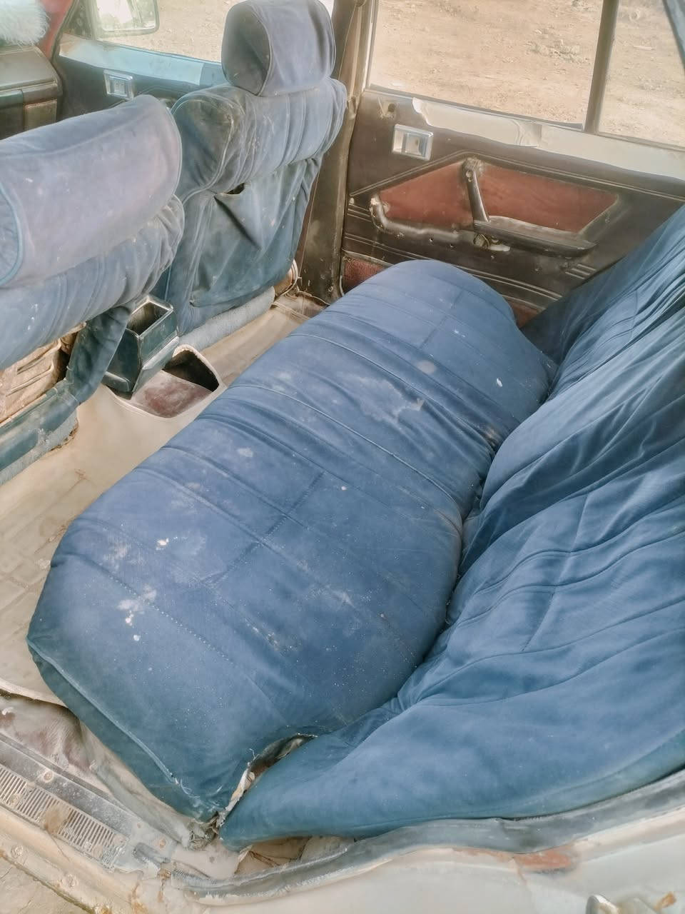 سوبر موديل 84 راعيه بلحله ماوصله مكينه 2ونص السعر 15  رقم ***********
