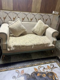 كنب للبيع • زعفرانية • دور الشرطة