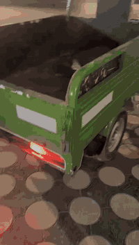 السلام عليكم ستوته موديل 23 اوراق اصوليه تخم تاير محرك جديد والباقي واضح مثل مابل  صوره موبايل ***********  *********** بغداد كم ساره
