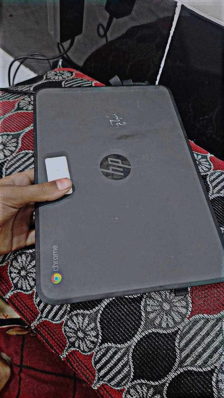 سلام عليكم حاسبه hp للبيع نضافه فول شاحنه وياه السعر 40 بيه مجال الاستفسار *********** بي واتساب
