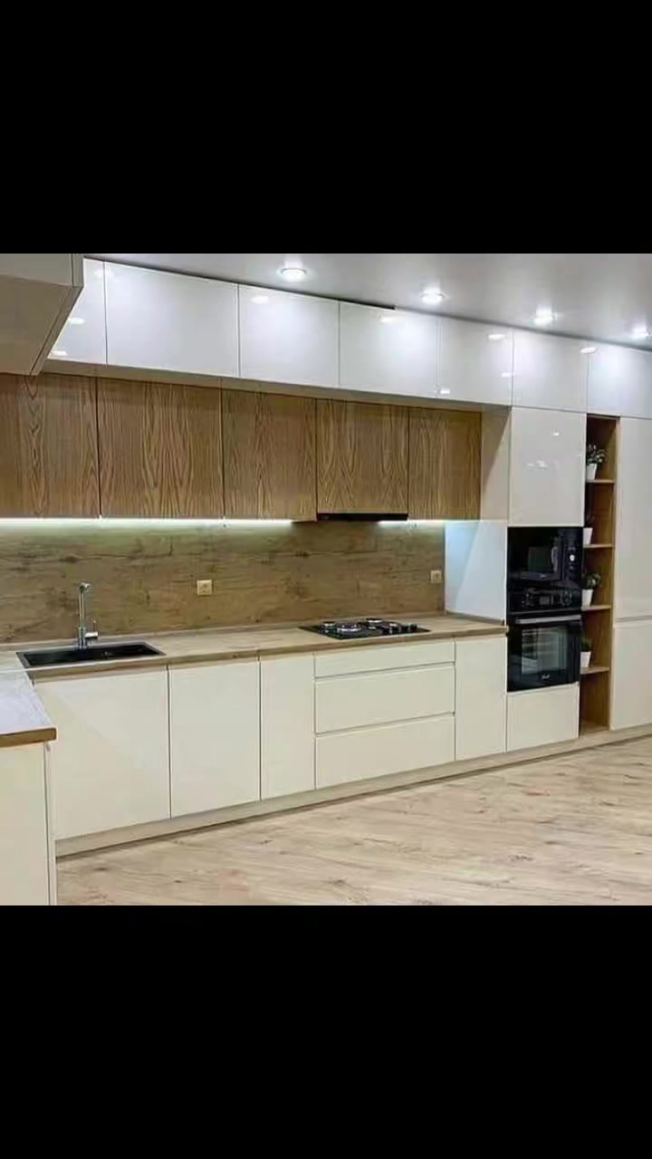 اتمنى ان ينال عحابكم ميسان اربع سايدات الملعب بدايت شارع المركز ابو رمانه جهت حي الرساله ***********
