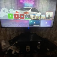 اكس بوكس ون • مع ٧ العاب • نظيف ٩٠٪