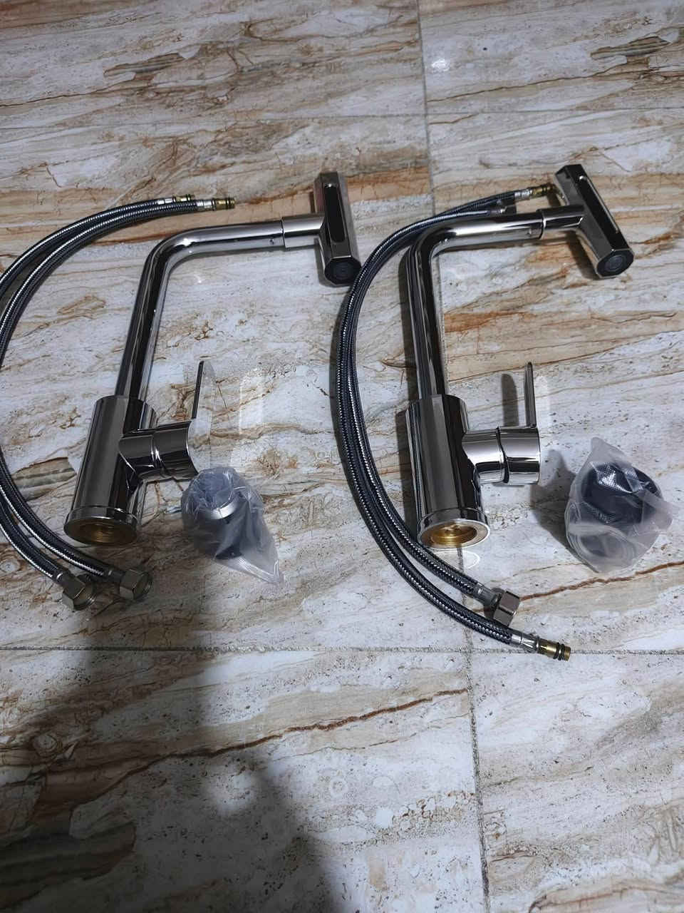 خلاط عدد 4 بل كارتون
سعر الواحد 10
ومراوح عدد 3 باكستاني سعرهن 80
غساله اوتماتيك شغاله سعره 100
عنواني تراث البياع


**إذا كنت صاحب هذا الإعلان وتريد حذفه لأي سبب، رجاءا أرسل رسالة إلى الدعم الفني**