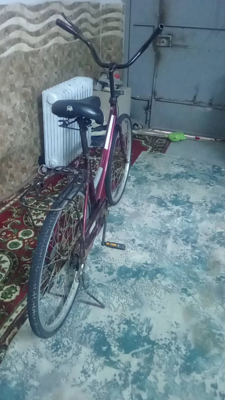 سلام عليكم بيسكل للبيع نظافه متوسطه سعر خاص بي مجال قليل *********** واتساب بس
