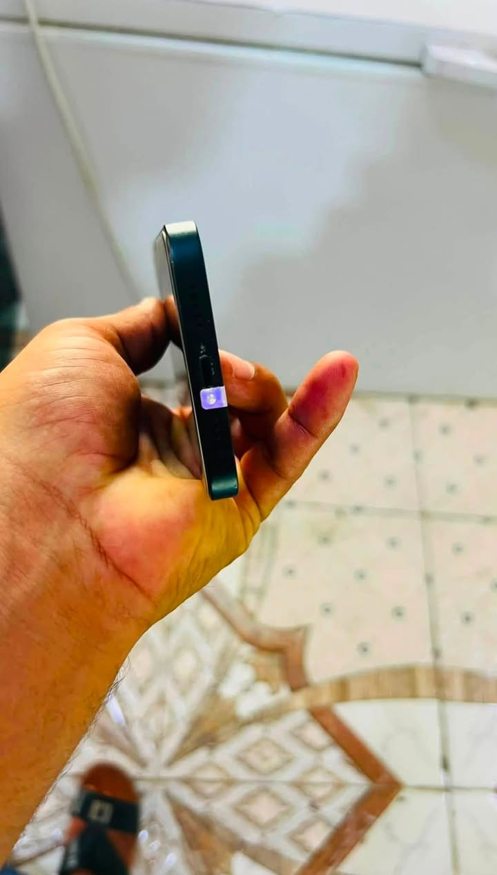 السلام عليكم
ايفون 13عادي ذاكره 256بطارية87دبل شريحه الجهاز بلادي لامفتوح النظافه١٠٠/١٠٠
السعر 550 بيه مجال قليل

الرقم ***********

مكاني الحويجة ناحيه العباسي

