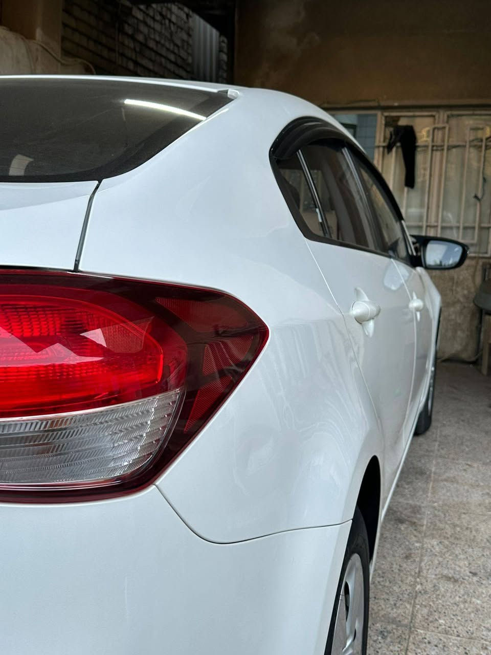 السلام عليكم
سيراتو 2017 خليجي1600
السعر ١٣٣  بيها مجال بسيط 
 
 سيارة مكفوله من الصبغ والضربه بيها طخه بسيطه موضحه بالصور 
كفاله عامه تبريد صدر داخل تخم تاير جديد ماشيه 33 الف حقيقي شرط الفحص سيارة اخت الزيرو 
سيارة جاهزة من كل شي ما تصرف عليهة ربع 
للتواصل *********** موجود واتساب
