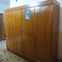 للبيع كناتير عدد ثنين لواحد ابو ٥ واحد ابو ٤ ستفسار ٠٧٧٢٢١٣٣٢٤٩