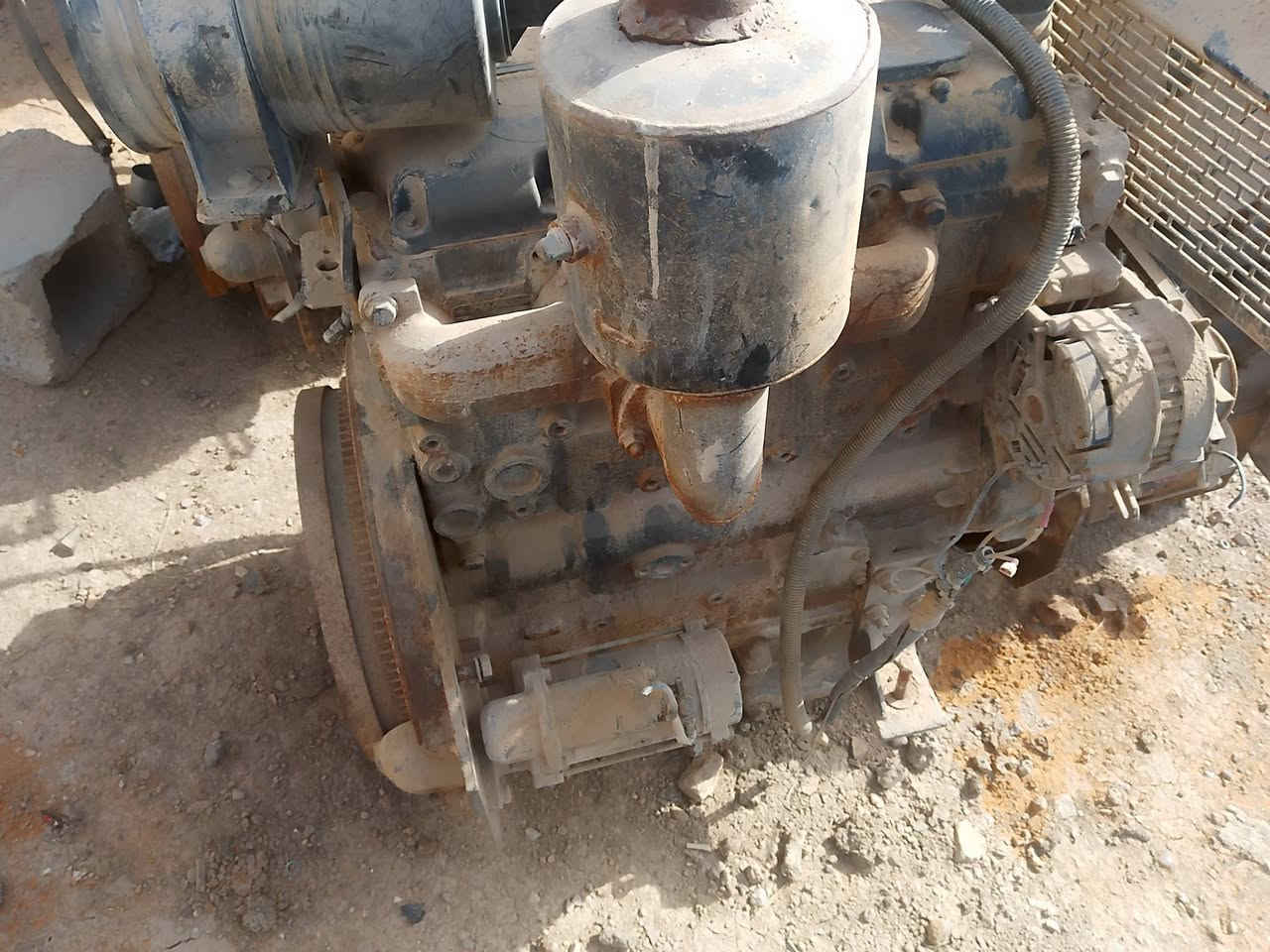 سلام عليكم مكاين اربعه سلندر ميه وخمسه اوربيات للبيع ...👍👍
سعر القطعه:13 ونص 
العنوان: بغداد/ أبو غريب 
رقم الهاتف:***********
