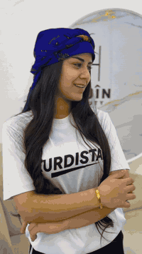 ✨ "صالوننا… مساحة تجمع بين الجمال والراحة. نهتم بتفاصيلك الصغيرة لنمنحك إطلالة تليق بك. ثقي بنا… جمالك يبدأ من هنا."

للتواصل والحجز ***********
