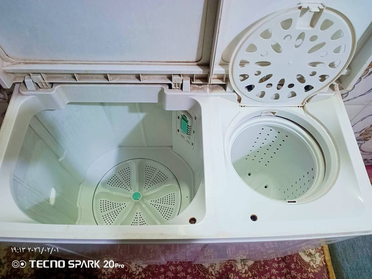 للبيع غساله شغاله وكامله وعلفحص سعره 100 للعنوان الحله الثوره ***********
