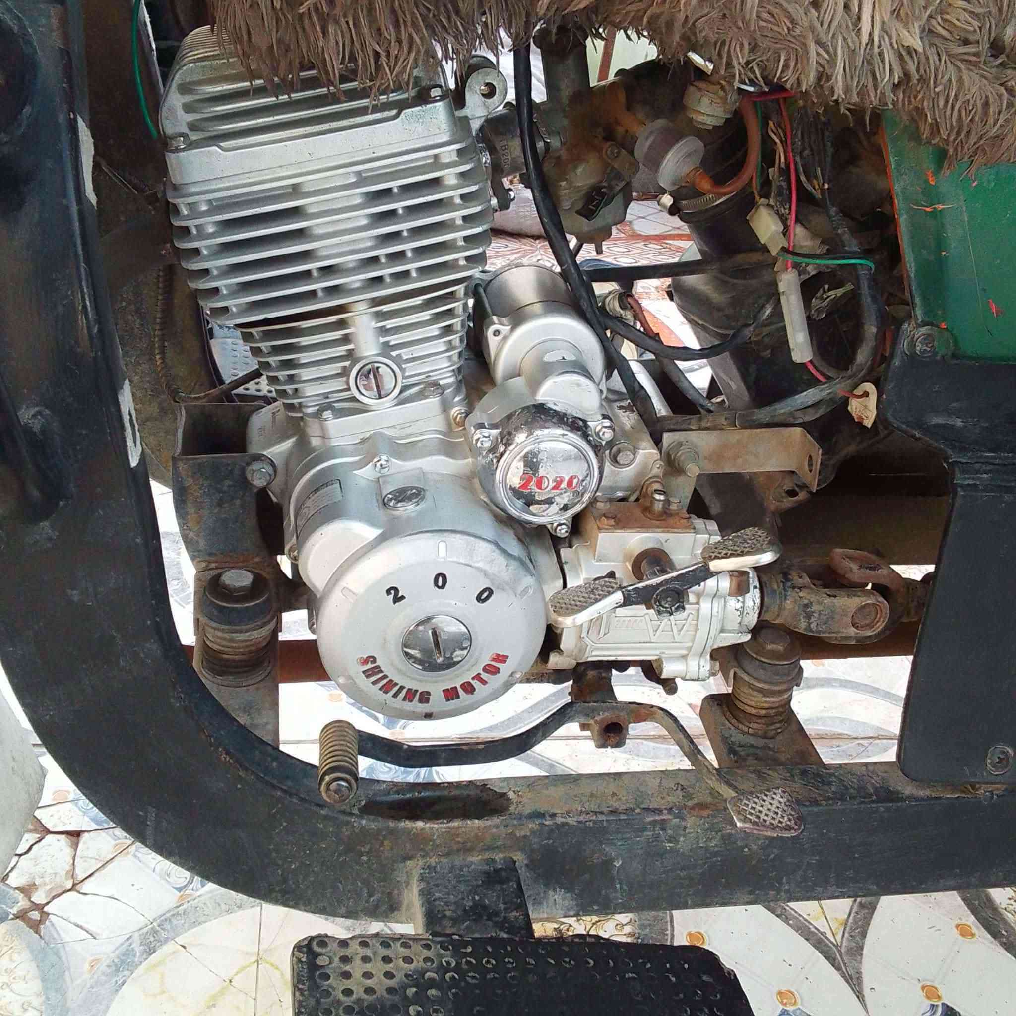 السلام عليكم ستوته كرك 2020 ستوته 17 ادوات مكان البصره قضاء القرنه كامله من كل شيءس سفندر شغال ما عدا الودي بقياس ***********🤍 حبيت واصل وياي حياه الله مكان البصره قضاء القرنه
