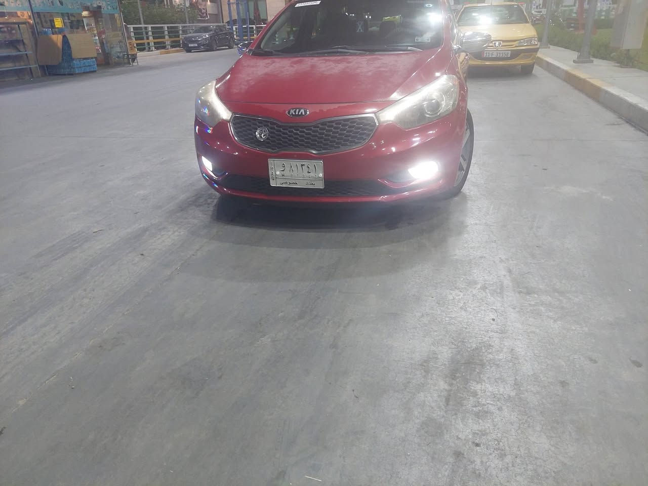 سلام عليكم كيا فورتي موديل 14 محرك 2000جي دي اي  سياره خير من الله ستخدم شخصي السعر 105 $ مكان السياره بغداد الفحامه جزيرة بغداد السياحيه رقم *********** او *********** اثير بي واتساب
