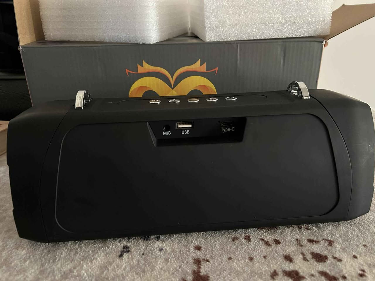 سپیکەر لۆک
بالەیە ی ئەوروپییە سەوتێکی بەرزو نایاب
پاوەر بانکە
ئەتوانی مایکیشی لێبەیت
بلوتوس و فلاش میمۆری و ئۆکسە
نرخی 30 هەزار
شوێن سلێمانی و گەیاندنیش بەردەستە السليمانية, العراق


**إذا كنت صاحب هذا الإعلان وتريد حذفه لأي سبب، رجاءا أرسل رسالة إلى الدعم الفني**