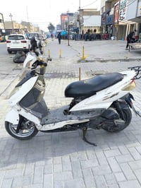 سكنس فحل 140 للبيع كامله مابيها نقص بس الغطه الي يصير جوه الجنطه ليصير...