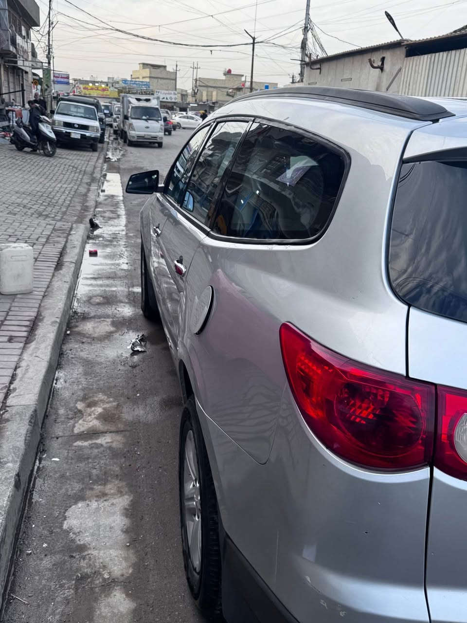 ي شوفر. ترافولس موديل ٢٠١٢  رقم بغداد نكليزي شرط تحويل.  مكينه. جديده. هسه مبدلها. ضربتها بل جاملغ. الايمن. مكينه ٣٦٠٠  مكينه ٦سلندر. كلشي جاهزه. *********** فقط واتساب 
ملاحضه فقط الصدر الامامي صفحه السايق مفاتحه 
سياره خير مالله. جاهزه من كلشي بغداد, العراق
