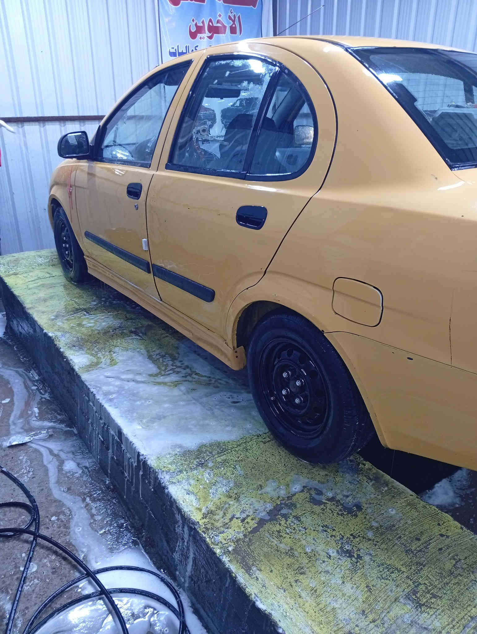 سلام عليكم سياره طيبه مديل 15 مبدل بنيد سياره نضيفه حيل تخم تايرات رايعه موجود يريد تحويل سعر 35 مكان بغداد الشعب قرب السده ***********
