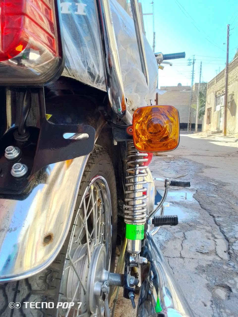 سلام عليكم يراني للبيع سكنر سبع اوراق 26سعره 975وبيه مجال بصيط وذا اكو مراوس عادي


**إذا كنت صاحب هذا الإعلان وتريد حذفه لأي سبب، رجاءا أرسل رسالة إلى الدعم الفني**