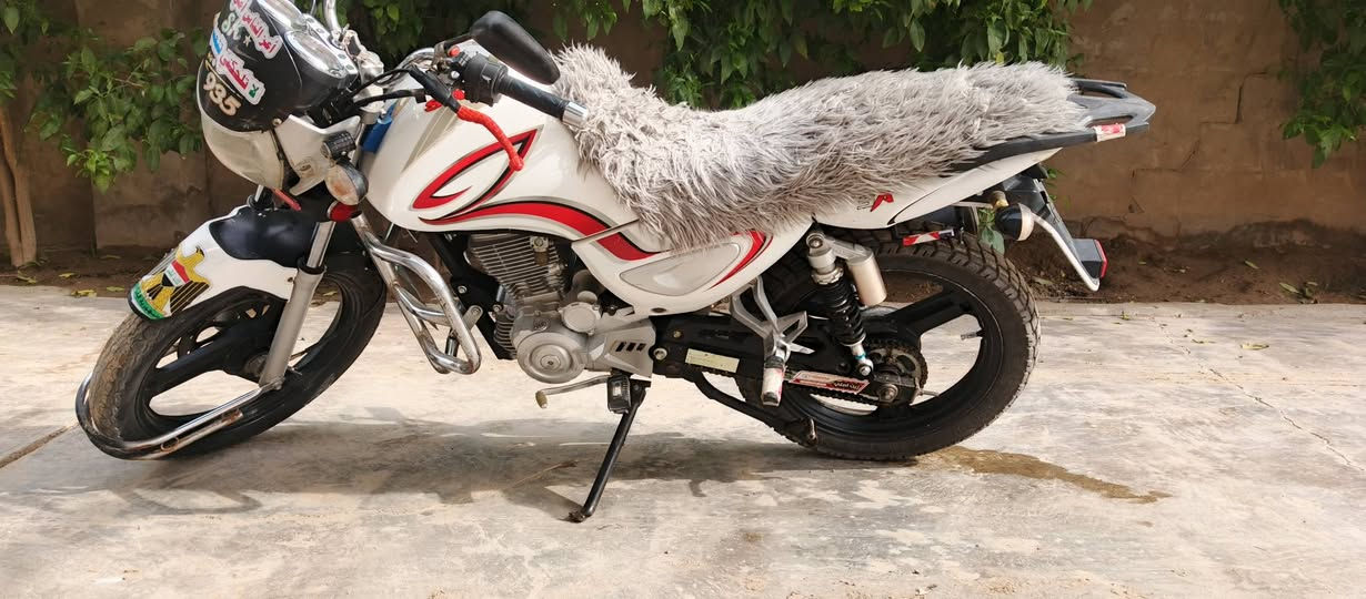 السلام عليكم ماطور للبيع محرك 200 2021 ***********
