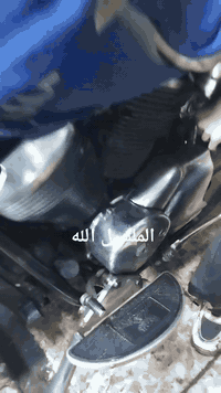 السلام عليكم اخوان الصوره تتكلم هذا بس شغل اليوم المصادف اربعاء يوم ٣ بالشهر والله مجاي انشر كلشي لان اخاف يجيني شغل ونصف دراجات العراق يمي وجماعة مجهول الهويه لتعلقون اعرفكم ومغلس لان جاي اشتغل مالت الله وانتم حراميه ههه ورشة الكرادي ***********
