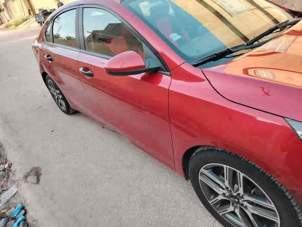 السلام عليكم
كيا فورتي للبيع موديل 2019وارد امريكي
رقم أربيل دولي
مكينه 2000دوش كير At
حادثه قطعتين جاملغ السايق الأمامي والخلفي
وبيه بارد قليل
السياره خير من الله تايرات جدد
تبريد ثلج حداديه جديده
السعررر //125$
مكان السياره بابل المسيب
للاستفسار الاتصال ***********
