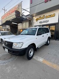 لاندكروزر سلك • ٢٠٠٧ • ٣٣٠ الف كم