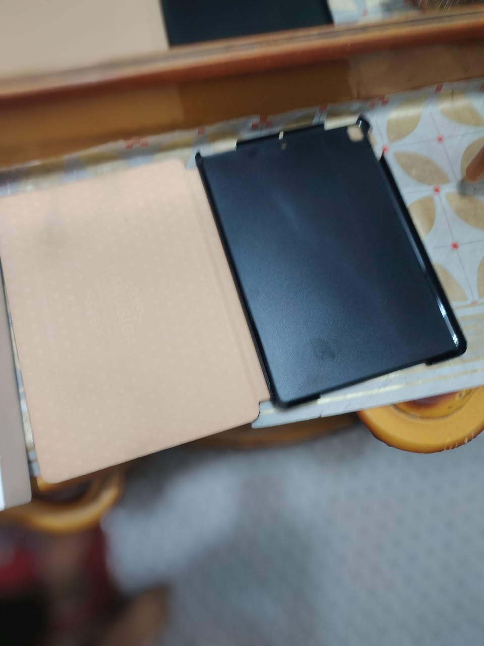 ايباد 9 ذاكره ٦٤ ايباد بعده جديد كله كفاله السعر 300 قفل المو شراي لا ينتصل ***********
