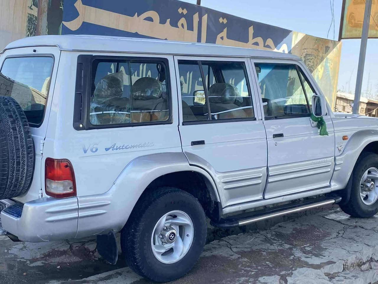 سلام عليكم كالوبر لبيع موديل 99  انكليزي سيره جاهزه   مكان السيره بابل حمزه الغربي  وهذه رقمي ***********
