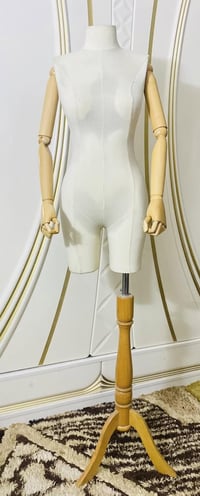 مليكان للبيع / بغداد / للتواصل واتساب 07707888294