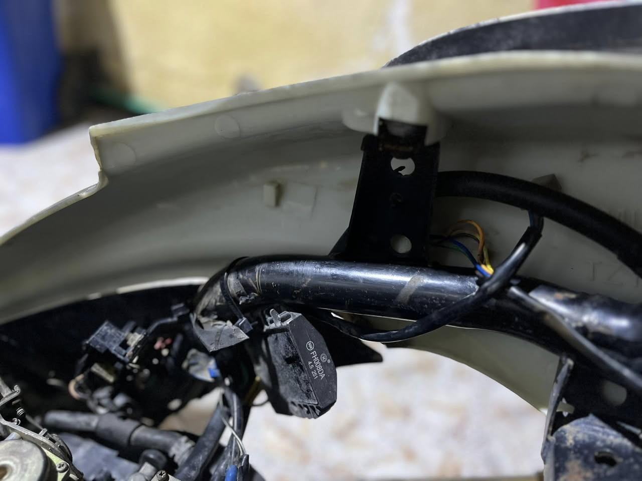 اسلم عليكم شباب سكنس نثيه للبيع بوشه وبستم رياضي اصلي 58 دبلات جديد اصلي دسكات جديد اصلي. الدراجه امعمره تعمير مال جناي خير من الله لا تنقيص لا ابخير اوراق كامله  تجي احولها بسمك عارضها ب450وبيه مجال 
اتصل وتدلل***********
