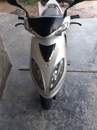 من رخصة الادمن دراجة سايم ابوعيون للبيع شغالة صلف وهندر وكهربائيات  مح...