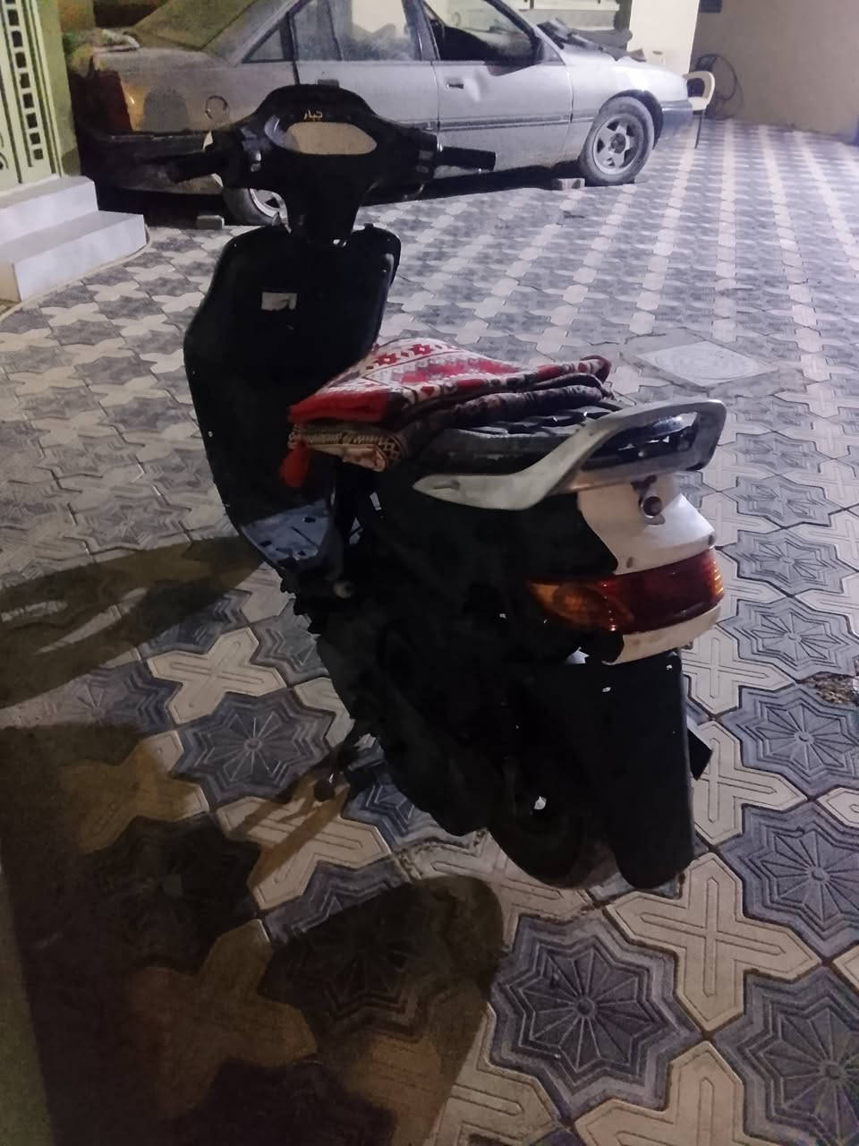 للبيع 350 $.   ***********
