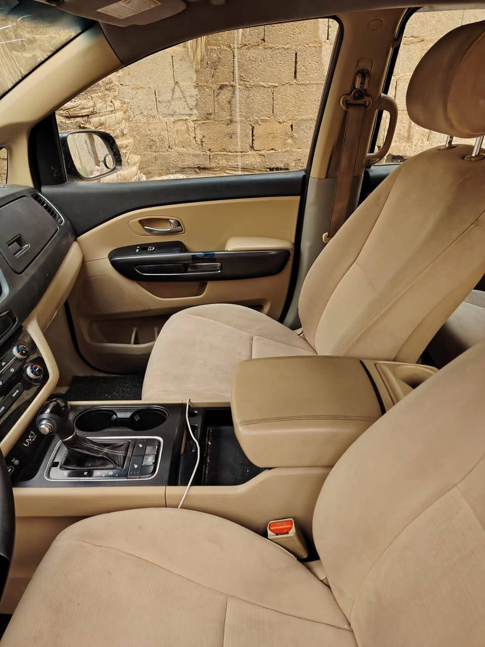 للبيع  او مراوس حسب القناعه سيدونا 2015 
ابواب كهرباء وسبعه راكب
 هيترات بالكشنات 
گير ومحرك بشرط 
السياره حلوه ونظيفه 
حادثهه جانبي اربع قطع
السعر . 150 ورقه 
***********
عنوان السياره الانبار القائم
