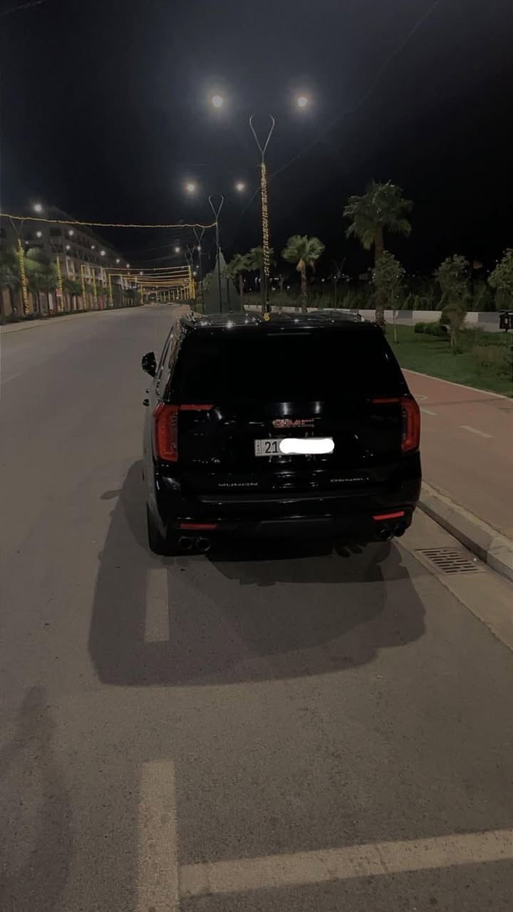 GMC DENALI 2022
السلام عليكم 
جمسي يوكن دينالي خليجي (2022) وكالة المنصور
 فول مواصفات 
بلاك ادشن مكفوله من الضربه والصبغ و
محرك  8سلندر 5300 مواصفاتها 
٤بيبان بصمة صندوك كهرباء ويل كب٢٢ شاشات خلفية هندبريك بصمة بانوراما  جكات رادار امامي رادار جوانب سياقه ذاتيه تحديد مسار مانع تصادم تشغيل عن بعد دوسات كهرباء كشنات جلد كشنات تدفئه تبريد كشنات خزن ثلاجه كاميرات ٣٦٠درجه داتا شو  وبعد بيها هوايه مواصفات 
ماشية 110 الف كليو 
السياره بيها رقم مميز سليمانية 
السعر 52.500 دولار 5 شدات و 25 ورقه بيها مجال 
عنوان السياره ديالى بعقوبة تحويل ثاني يوم 
*********** واتس او اتصال
