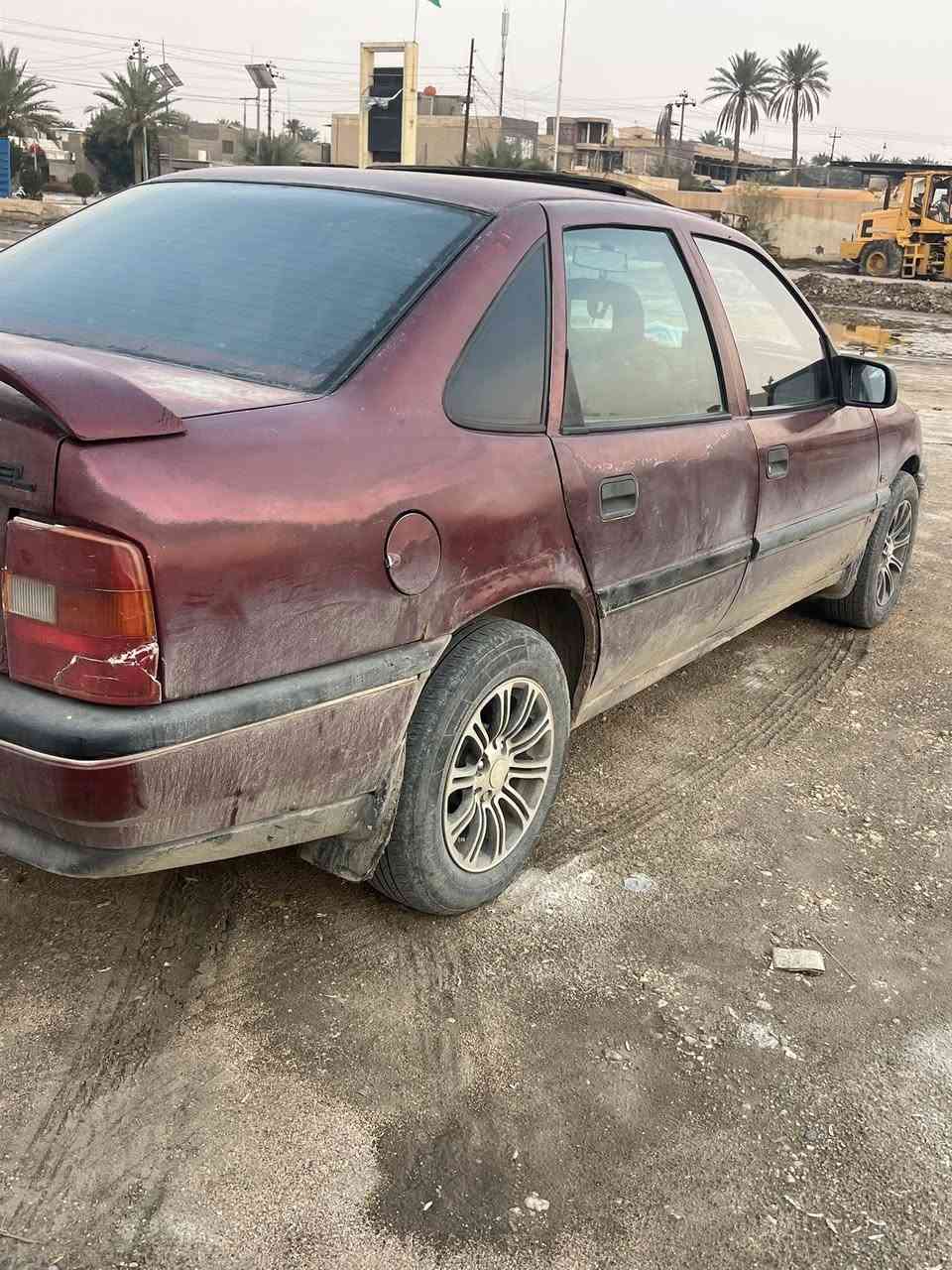 سلام عليكم أوبل للبيع موديل ١٩٩٢سياره بباديه ما مصبوغه بس بيها جرد دوسات مصلحات محرك ١٨٠٠سنويه ما ساقطه سعر ٣٠وبيها مجال رقم الهاتف ***********مكان سياره بابل مسيب
