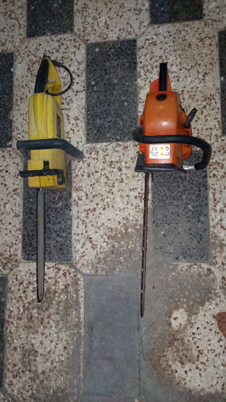 السلام عليكم ورحمه الله وبركاته مناشير خشب كهربائي وثاني بانزين مستعملات شي بسيط ***********
