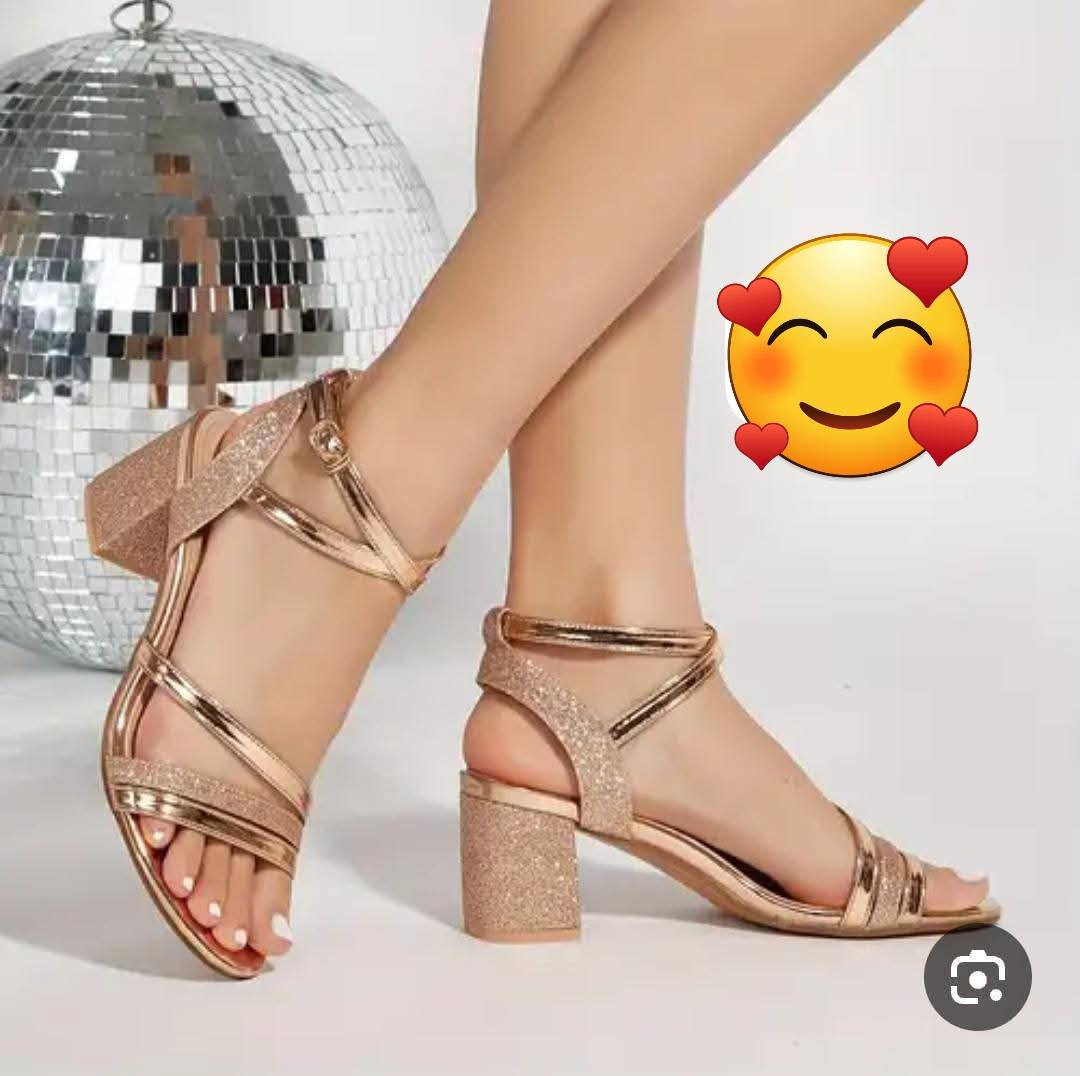 منو عده مناسبة او تحتاج حذاء كعب عندي زوجين احذية جدد غير مستخدمات قياس ٣٦ و اذا الرجل ناعمه يلبس ٣٧ ابيعهن اثنينهن ١٥ الف السعر نهائي مابي مجال ابد لان دابيعه ربع السعر الي ماخذته عندي توصيل الاحذيه مريحات كلش باللبس و لا تحسين لابسه كعب


**إذا كنت صاحب هذا الإعلان وتريد حذفه لأي سبب، رجاءا أرسل رسالة إلى الدعم الفني**