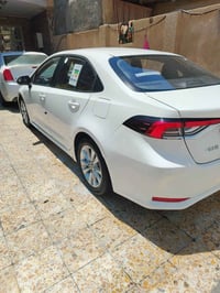 كورولا هايبرد • ٢٠٢٥ • ماشيه ٧٠٠٠