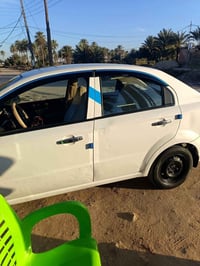 اسلام عليكم هذني السيارات ٢ للبيع افيو سعره ٦٥ ورقه استاركس سعره ٩٥ ور...