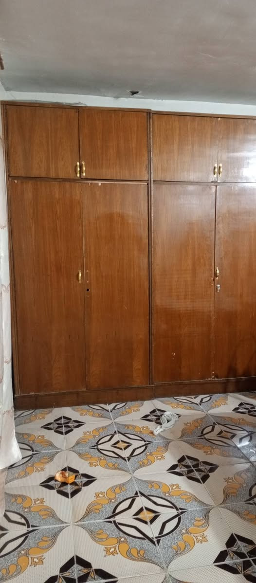 غرفه صاج تسكام 6باب قاطين غرفه نضيفه تحتاج ترتيب بسيط  الاستفسار ***********
