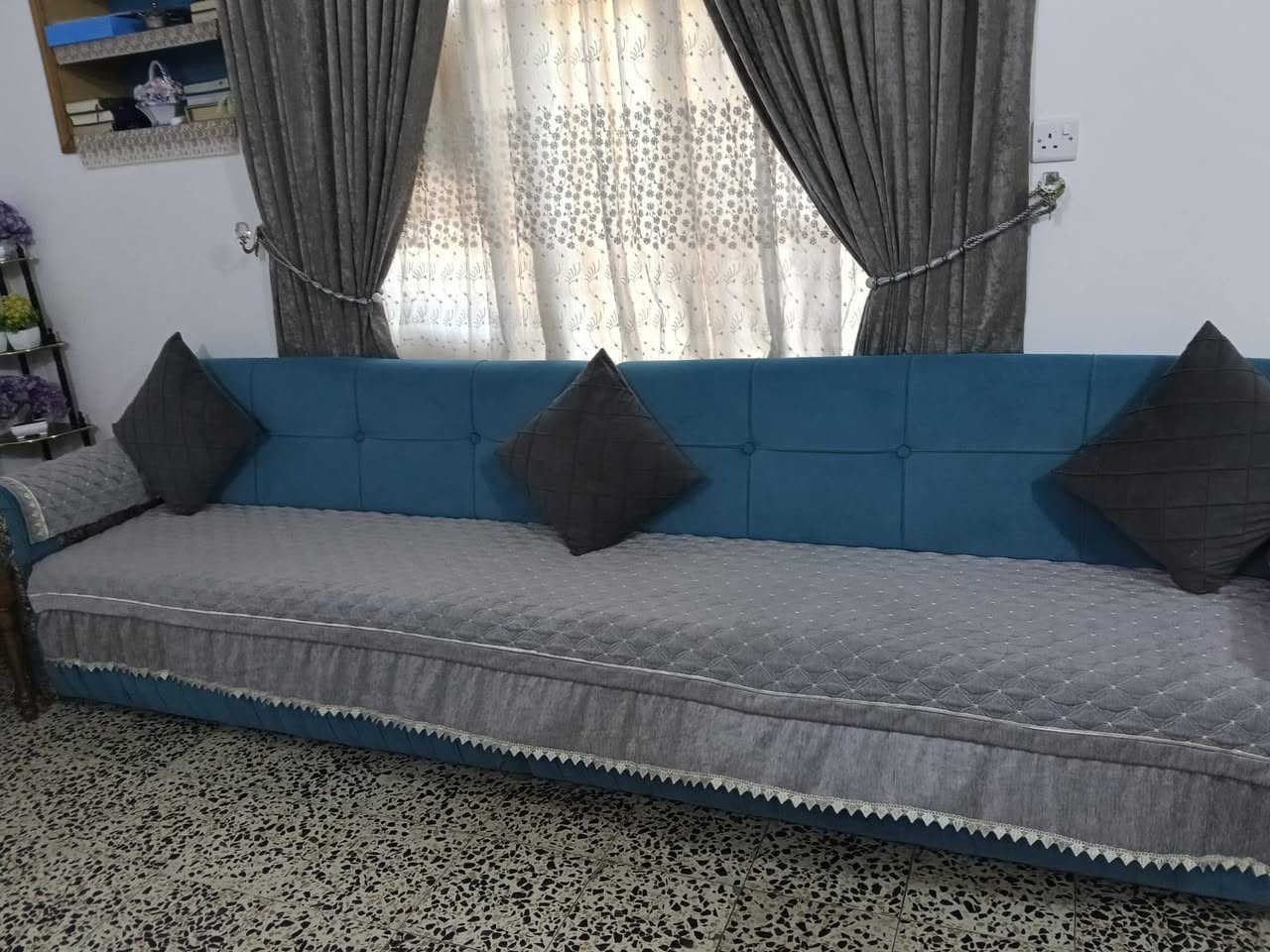 السلام عليكم تخم للبيع السعر 400 وبيه مجال وكنبار الطول 8 والعرض 3 السعر 200 وبيه مجال


**إذا كنت صاحب هذا الإعلان وتريد حذفه لأي سبب، رجاءا أرسل رسالة إلى الدعم الفني**