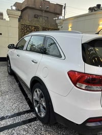 اخوان سورنتو 2016خليجي السياره كفاله من الصبغ والحادث 6سلندر فورويل فو...