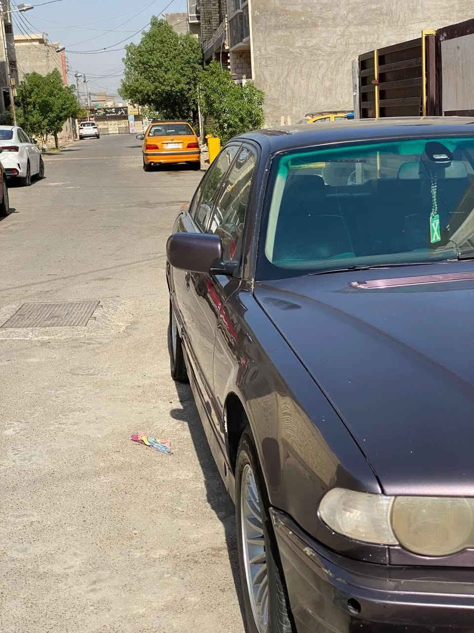 السلام عليكم من رخصت الدمن بيئم خفاش رقم بغداد للبيع حجم 44سياره  بيع سياره مواصفات معروفه موديل 97محدثه 2000تحويل ثاني يوم 52السعر مكان بغداد
***********
اسف الخاص مغلق
