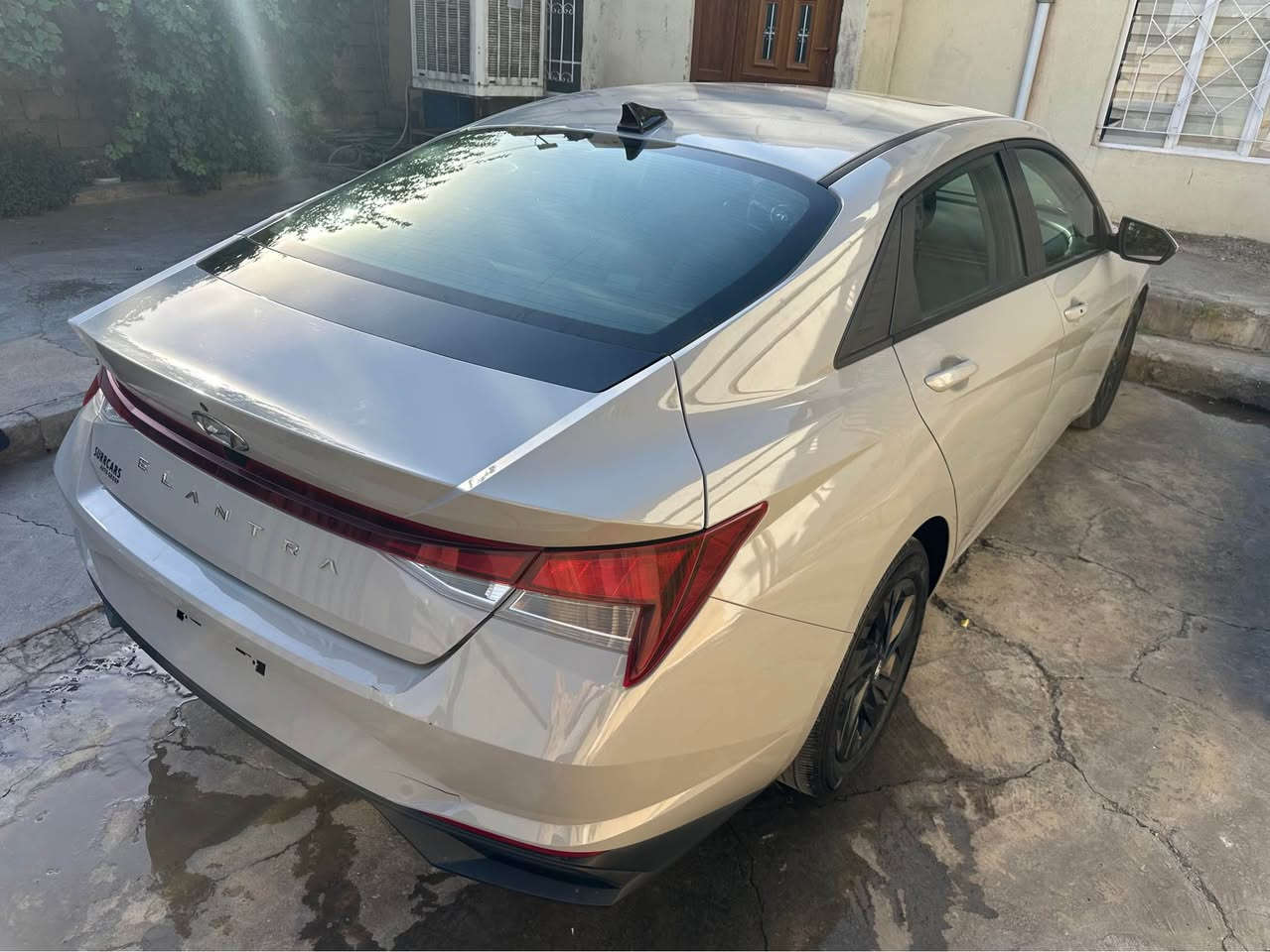 النترا ٢٠٢٣ سلايد بصمة تشغيل عن بعد ابواب بصمة كشنات تدفئة رادار بريك بصمة تحديد مسار ضرر بنيت وجملغ سايق صبغ بدون دواخل وارباك استيرن سستم بلادي وبيها ثلاثة قطعة صبغ امريكي باقي كلة بشرط كيرو محرك كهربائي بشرط رقم كاتي مؤقت 
مكان اربيل *********** واتساب 
دوو پارچةى بوياغة ٣ پارجةشى بةخى امريكاية شوين هةولير ژماره كاتيه أربيل, العراق
