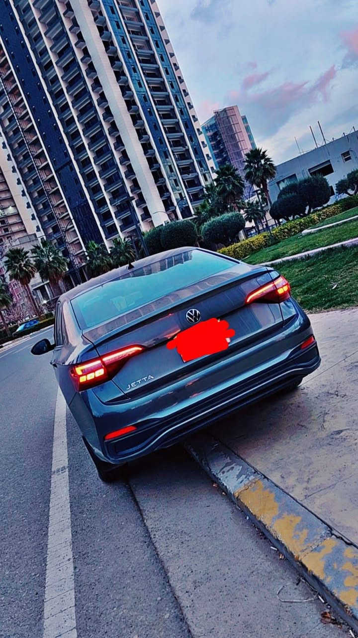 چیتا 
مودیل 2023 
گێر عادی 
مواسەفات 
شاشە 
بەشمە 
گێج ئەلکترۆنی 
لێدرانی تەنها 3 جێگا ساردە کووتە 
بێ بۆیاغ 
سعری 115 وەرەقە 
سێ مانگ کاتی هەیە 
شوێن هەولێر 
***********
*********** أربيل, العراق
