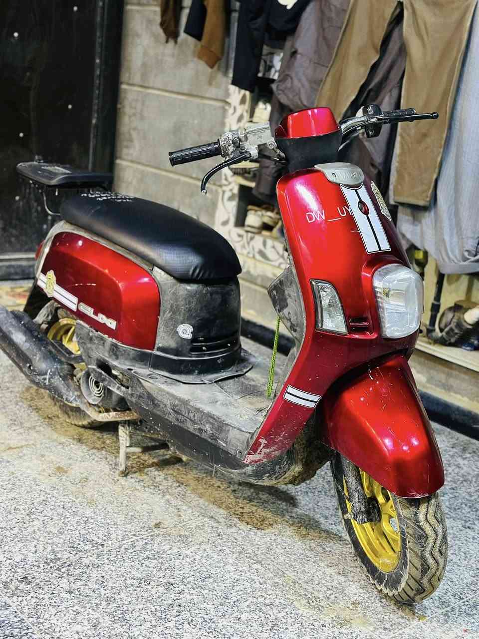 سلام عليكم دراجه بوليسي للبيع الدراجه كابرتها وما ناقصها شيي وبل نسبه المكينه تجي وتفحص وتشوف بعينك الدراجه تخبل ومكينتها ناعمه السعر 700 قفل الرقم *********** العنوان البصره جمعيات إسكان المواني شارع الميثاق
